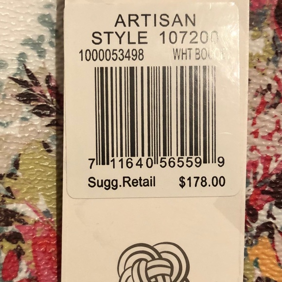 Elliott Luca - Picture 2 of 4